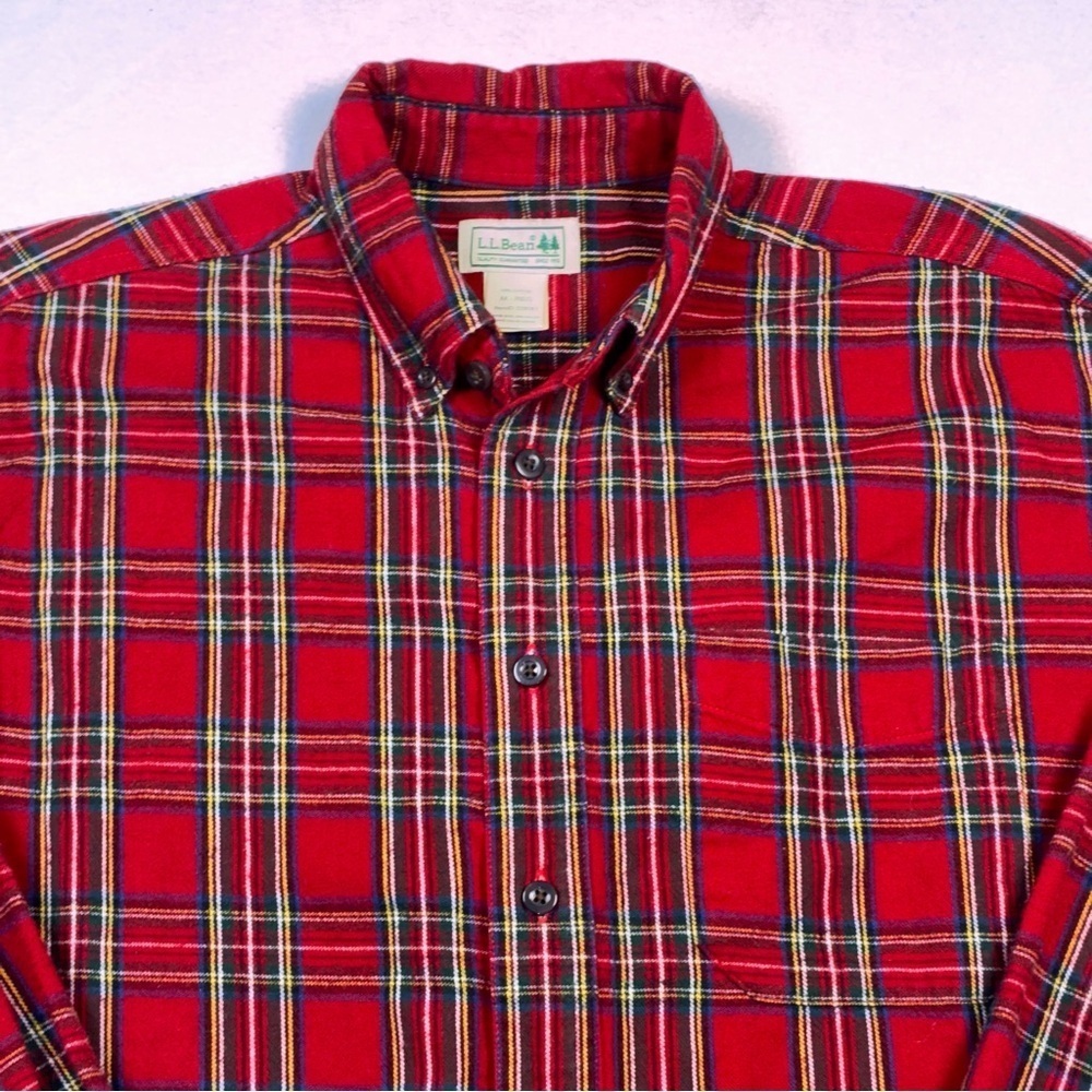 Classic L.L. Bean Red Plaid Flannel Button Down Shirt Mens Medium Gorpcore